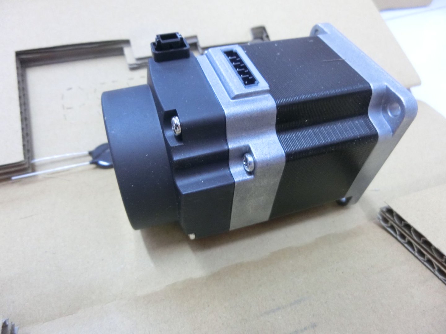 日本ORIENTAL东方马达PKP266D28M2防坠落步进电机