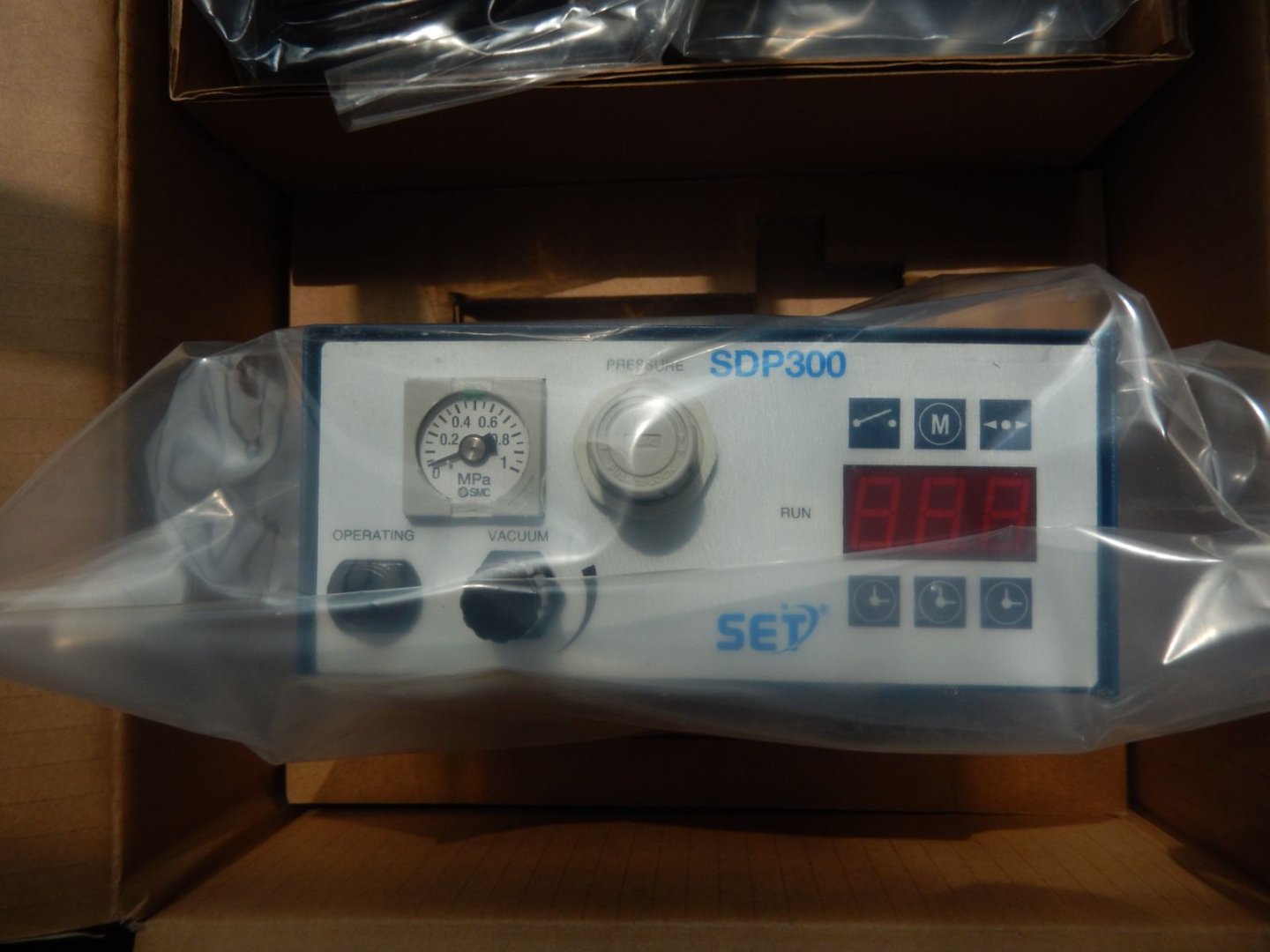 日本SAN-EI TECH三英SDP300点胶控制器