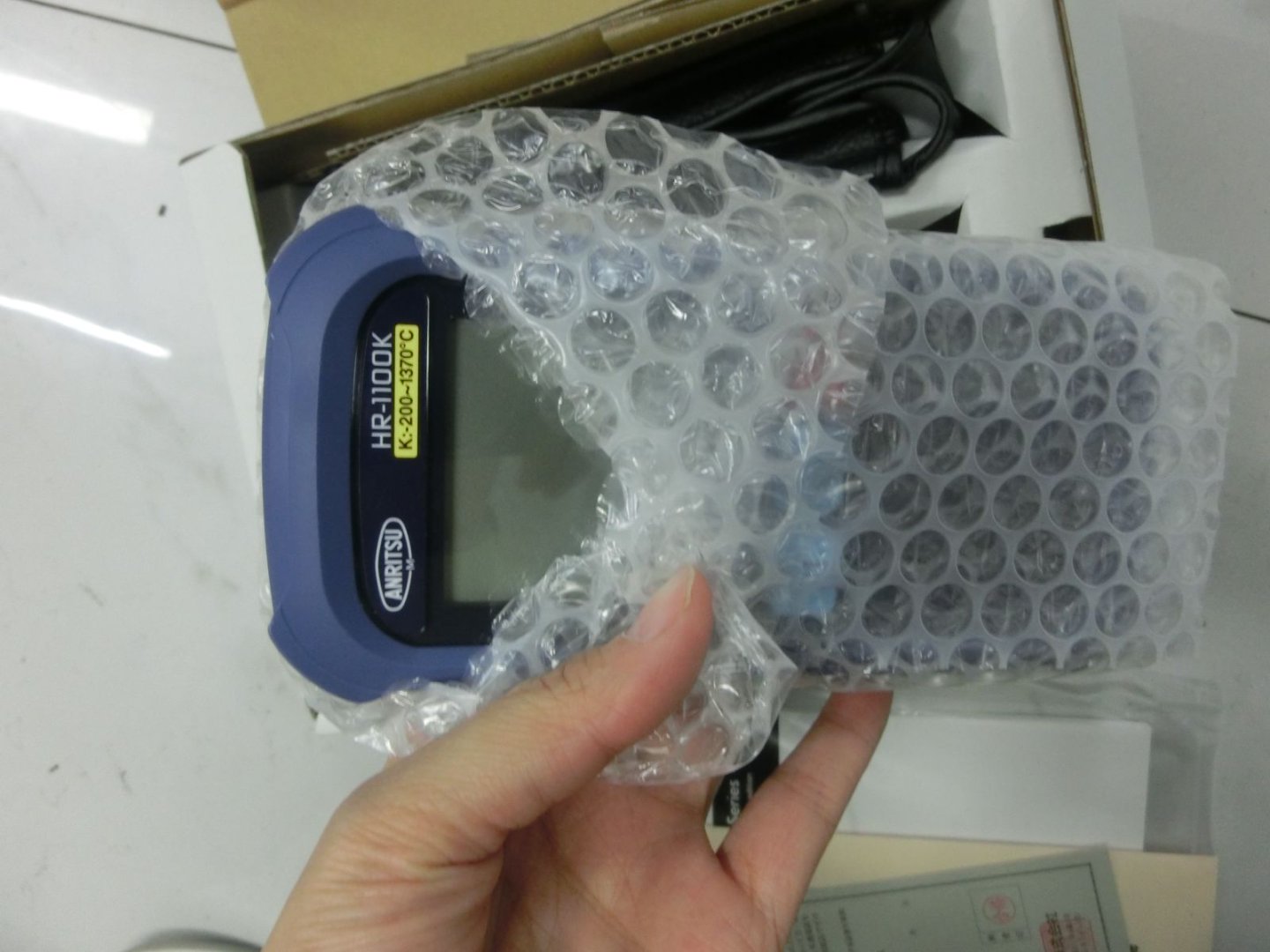 日本ANRITSU安立HR-1100K手持式温度计