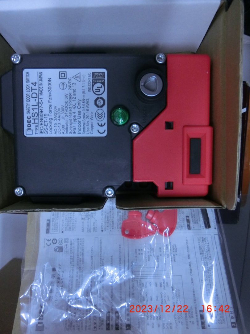 日本IDEC和泉HS1L-DT44KMSR-G安全开关